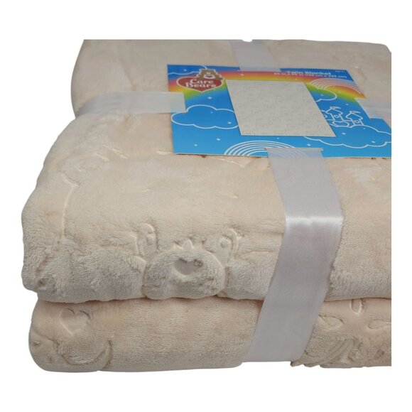 Care Bears Twin Blanket 60x90" Beige Embossed Design 100% Polyester For Kids - Picture 9 of 9